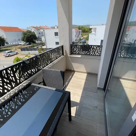 Гостевой дом Sobe Delux